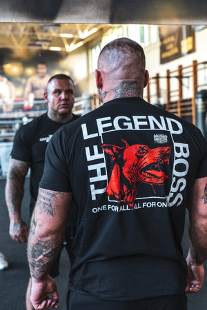 T-SHIRT THE LEGEND BOSS