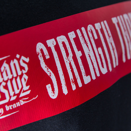 LONGSLEEVE STRENGTH THRU OFFENSIVE